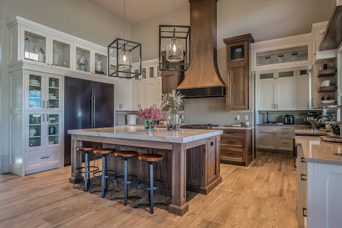 Custom & Designer Range Hood Installation Rockford