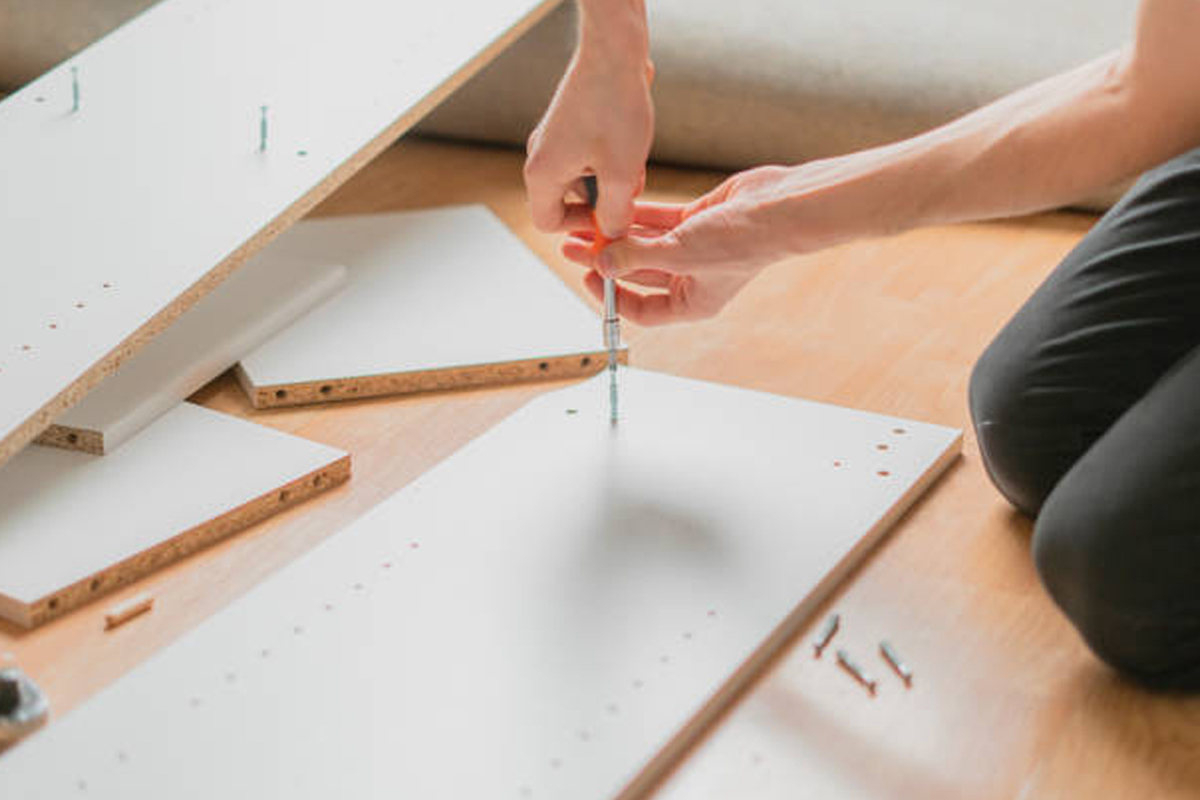 Professional Furniture Assembly Installation Services in Rockford